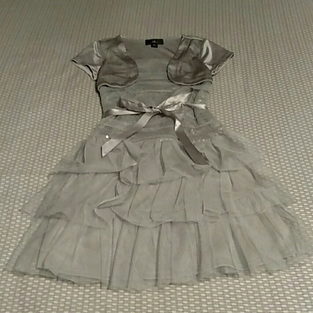 Girls dress